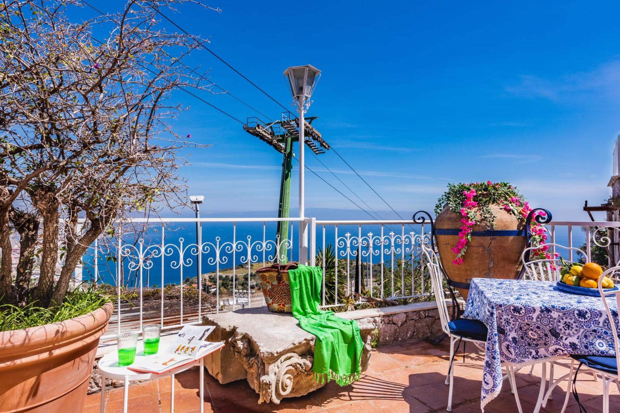 Dream View Suites Taormina Exteriér fotografie