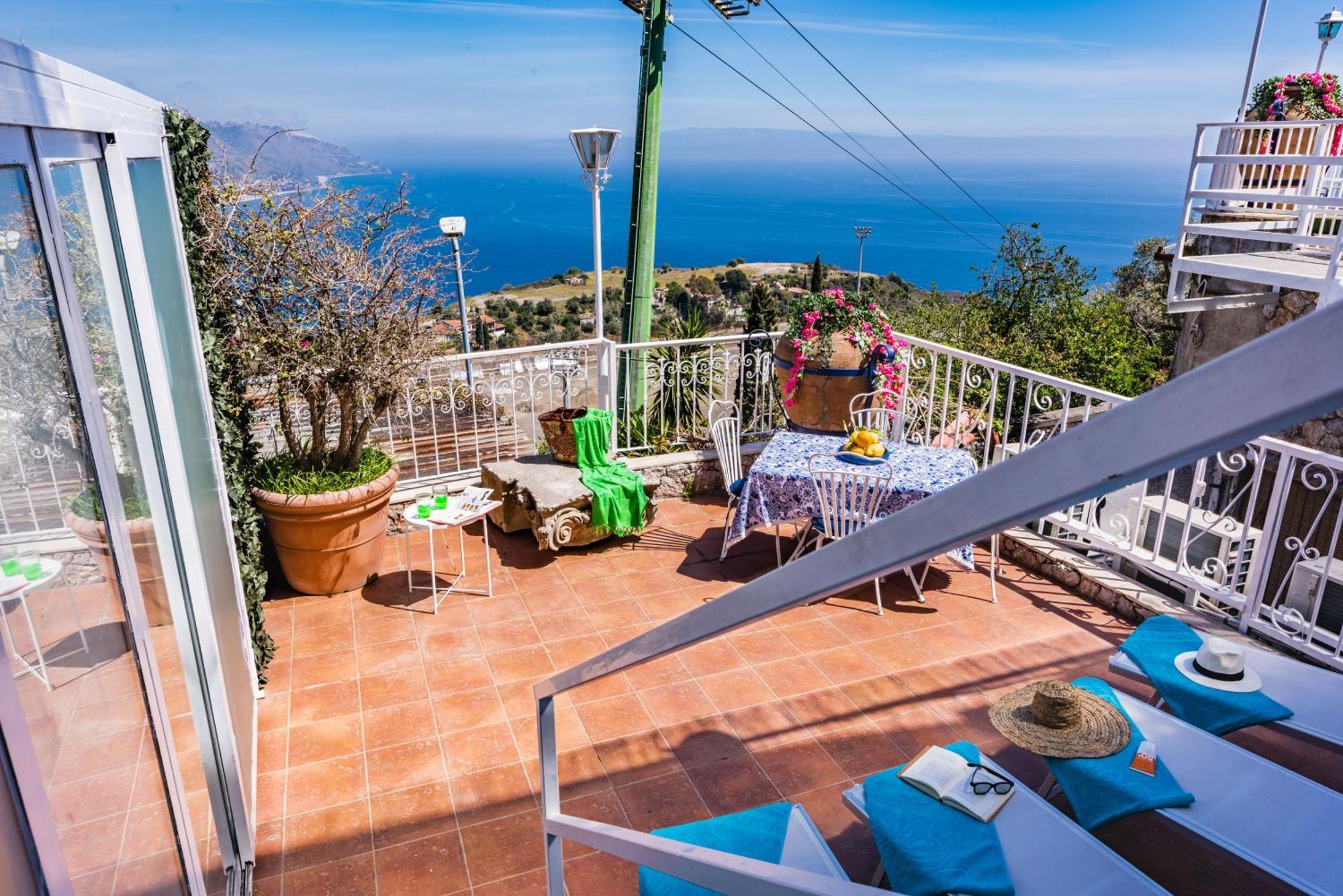Dream View Suites Taormina Exteriér fotografie